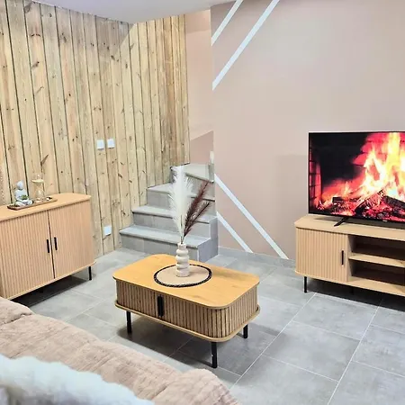 Holiday home - L'acacia Pont-d'Ouilly