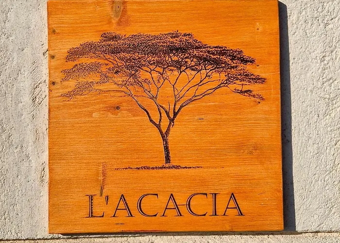 - L'acacia Holiday home *